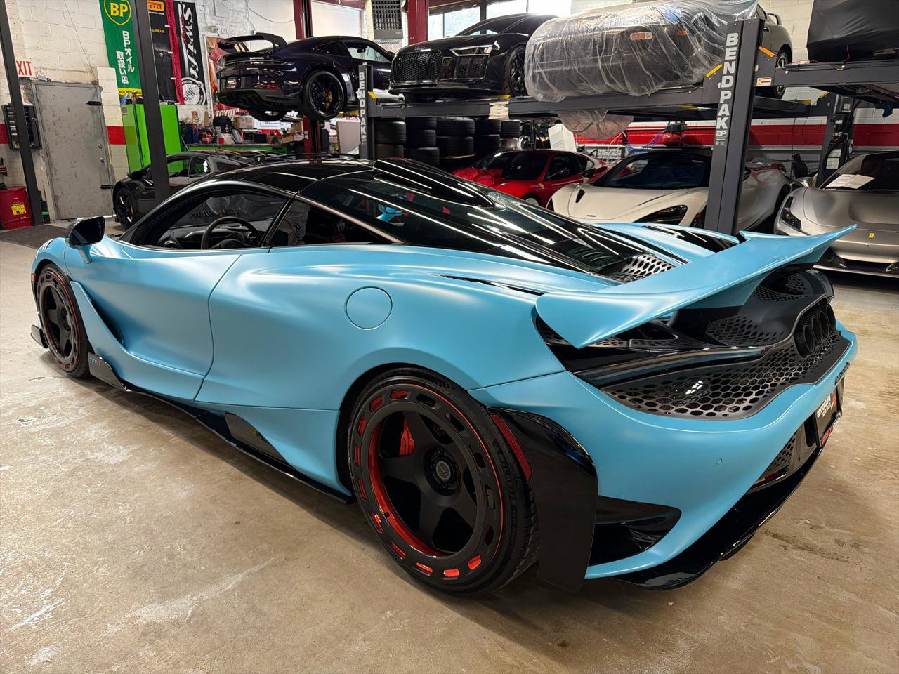 Used 2021 McLaren 765LT image 9