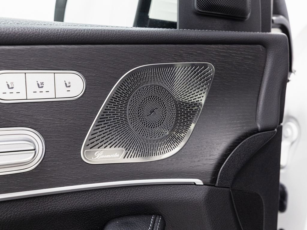 Used 2024 Mercedes-Benz GLE 450e 4MATIC w/ AMG Line Exterior image 7