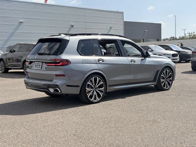 New 2027 BMW X7 xDrive40i w/ M Sport Package AWD/4WD image 6