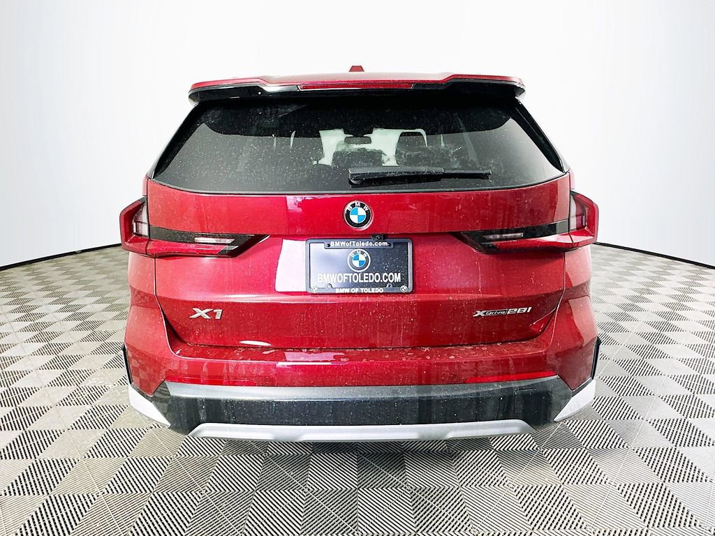 New 2026 BMW X1 xDrive28i w/ Technology Package image 8