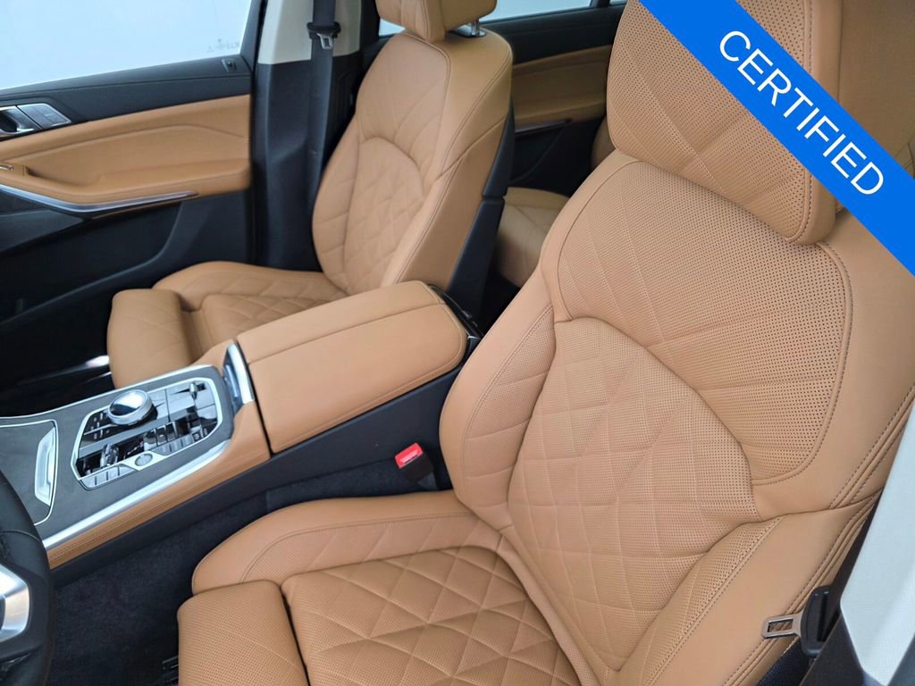 Certified 2026 BMW X7 xDrive40i image 11