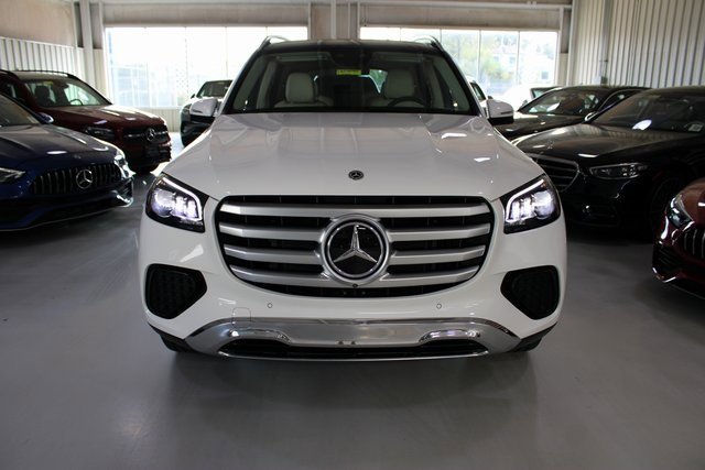 Used 2024 Mercedes-Benz GLS 450 4MATIC image 42