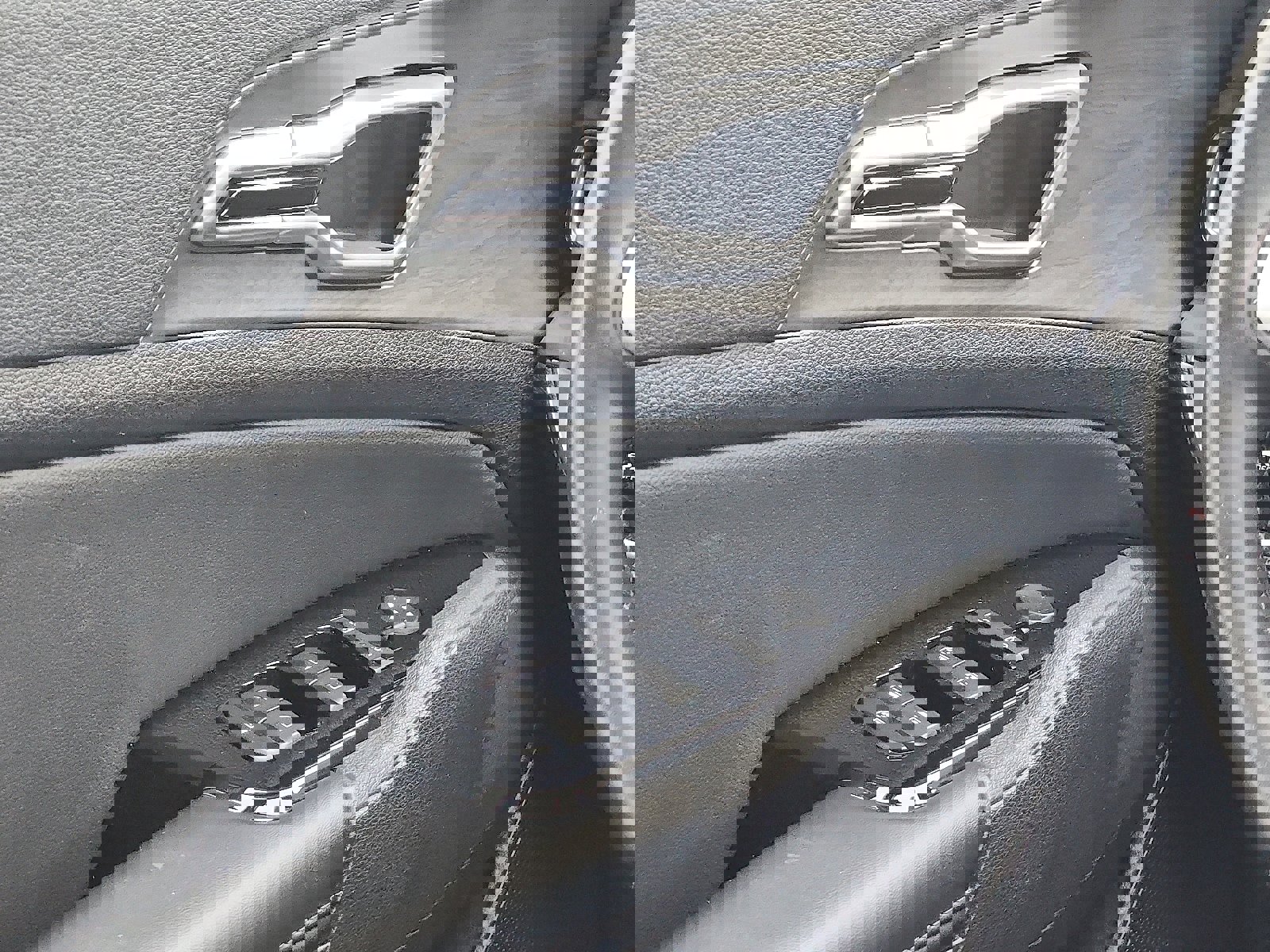 Used 2023 Kia Sportage X-Line w/ X-Line Premium Package image 12