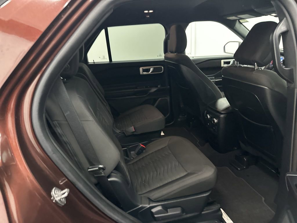 Used 2020 Ford Explorer XLT image 26