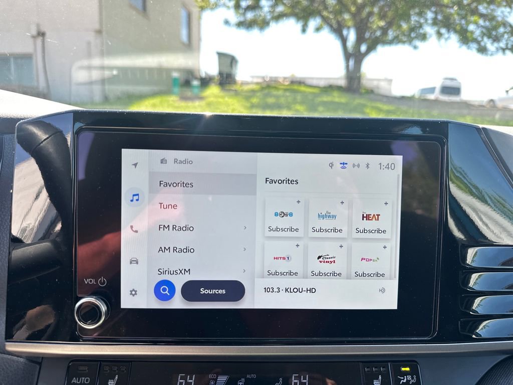 Used 2025 Toyota Camry LE w/ Convenience Package FWD image 18