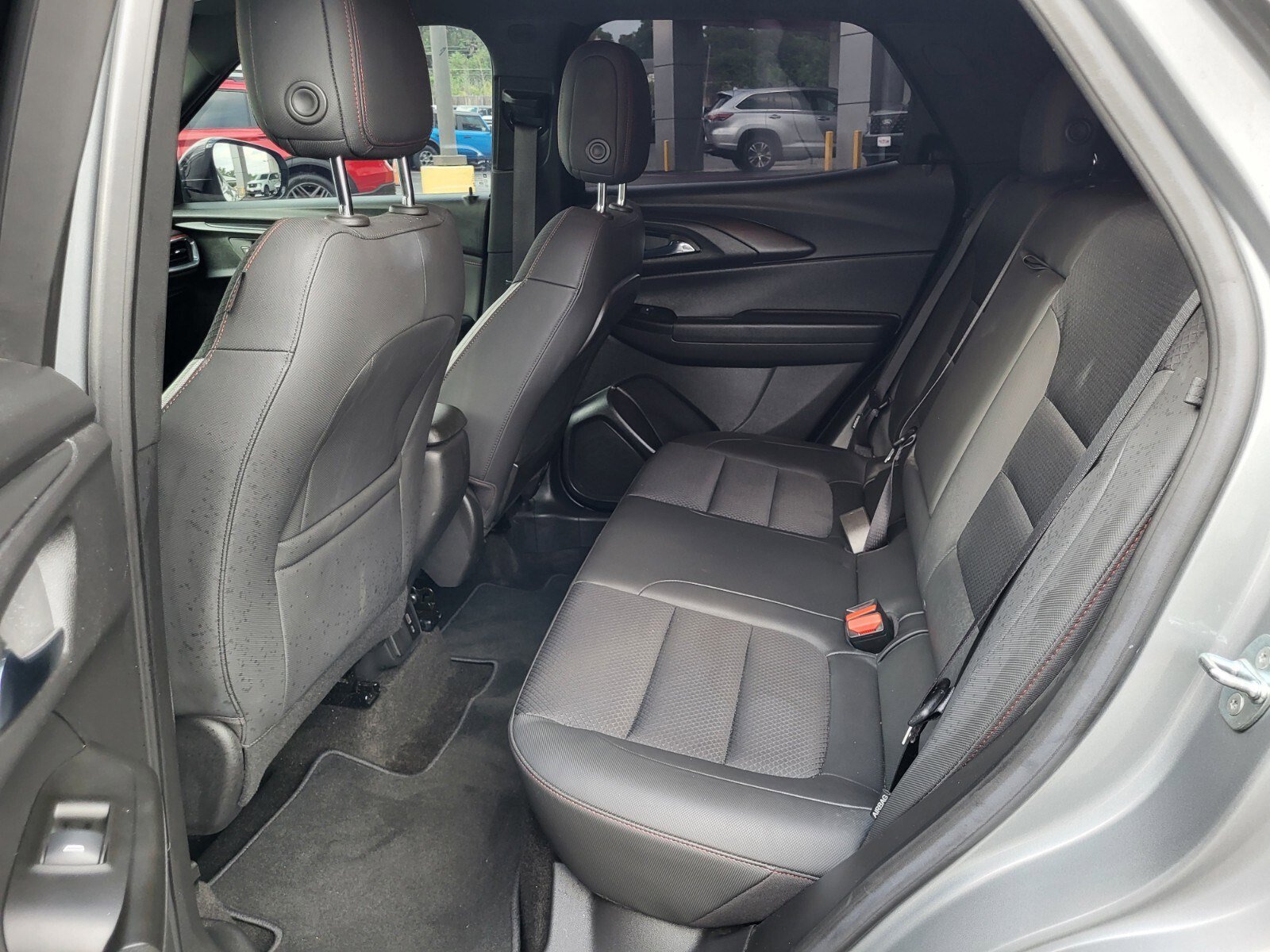 Used 2023 Chevrolet TrailBlazer RS w/ Convenience Package FWD image 17