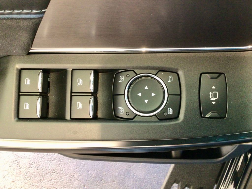 New 2026 Ford F350 Platinum w/ Tremor Off-Road Package image 15