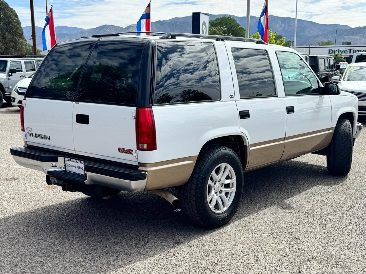 Used 1999 GMC Yukon 4WD 4-Door image 7
