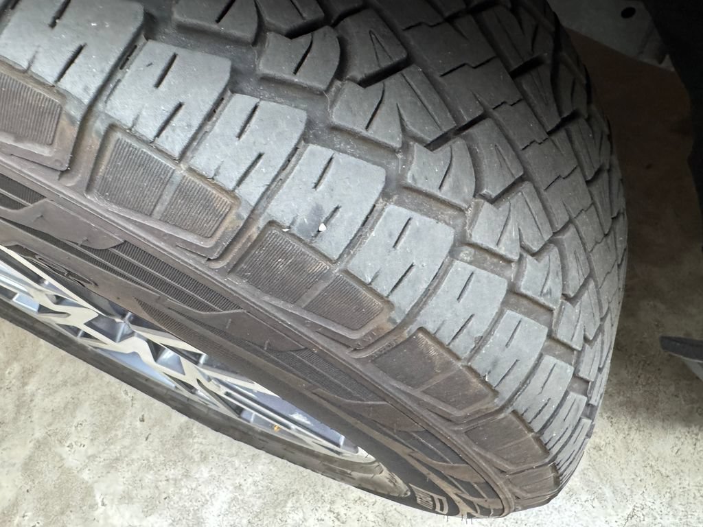 Certified 2025 Ford Expedition Active AWD/4WD image 34