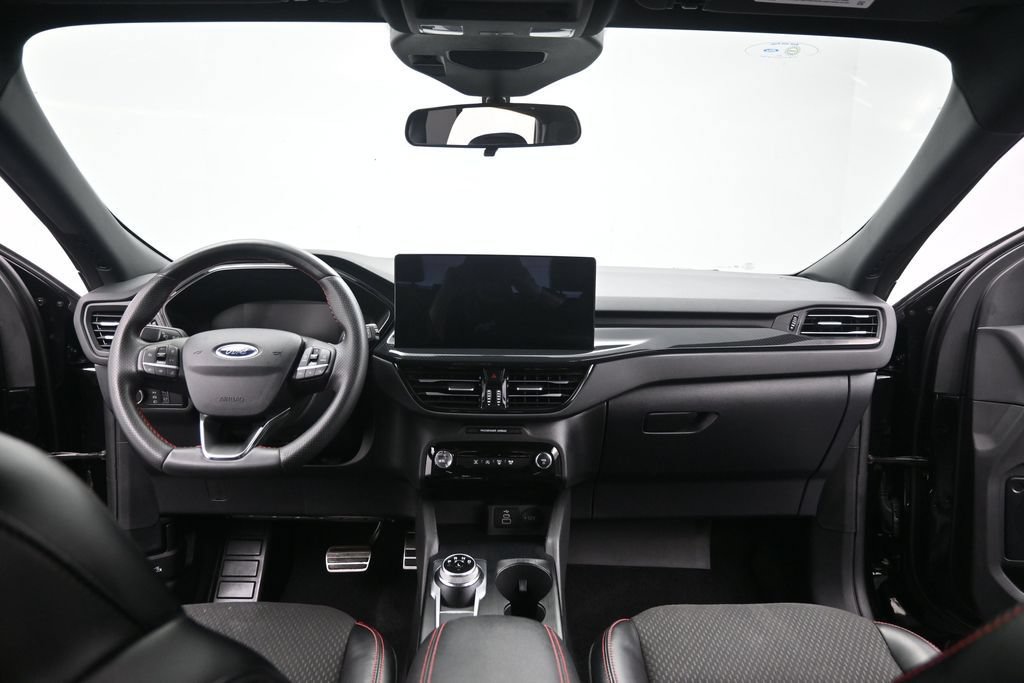Used 2024 Ford Escape ST-Line w/ Tech Pack #1 AWD/4WD image 30