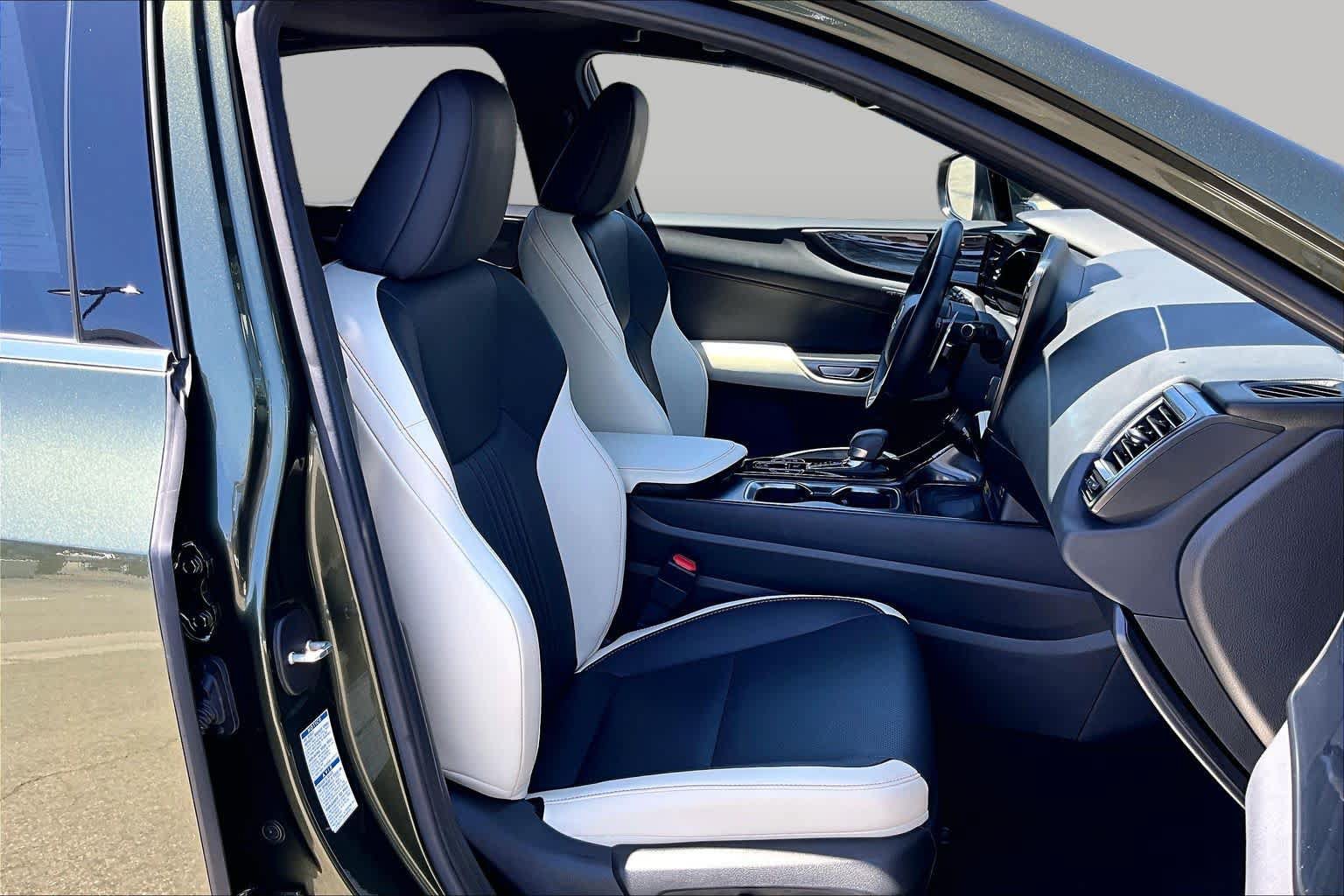 Used 2023 Lexus NX 350h AWD w/ Vision Package image 8