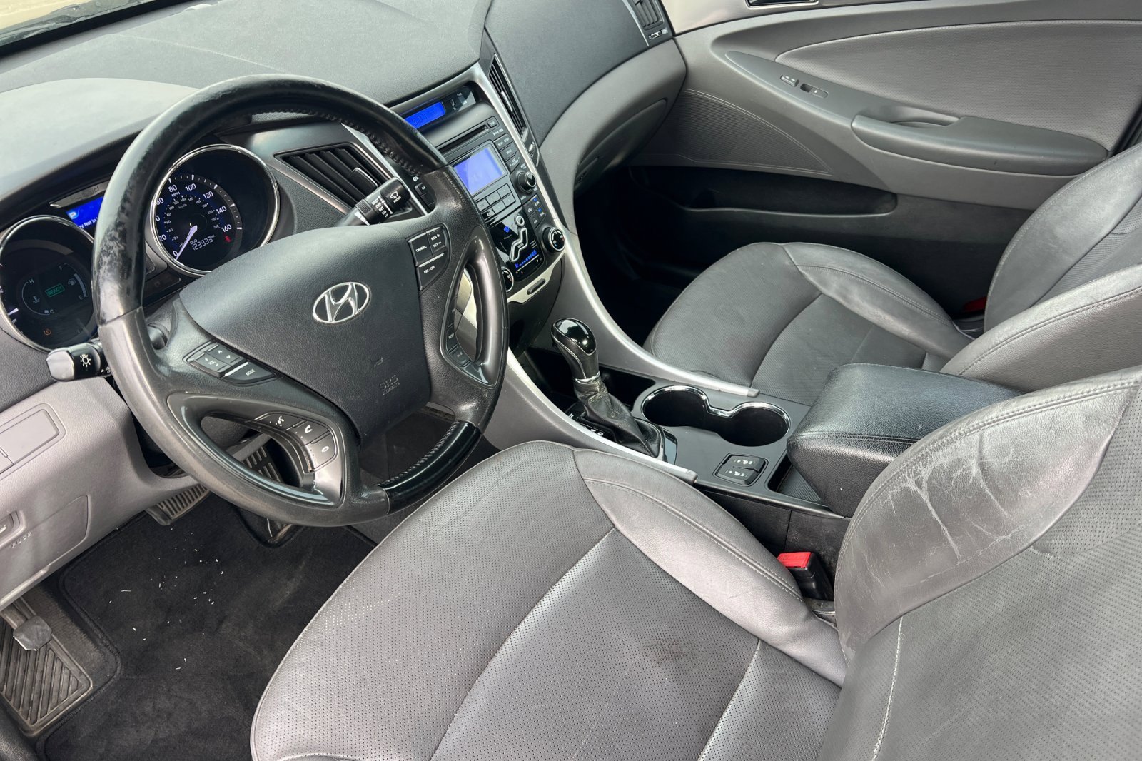 Used 2012 Hyundai Sonata Hybrid w/ Leather Pkg image 7