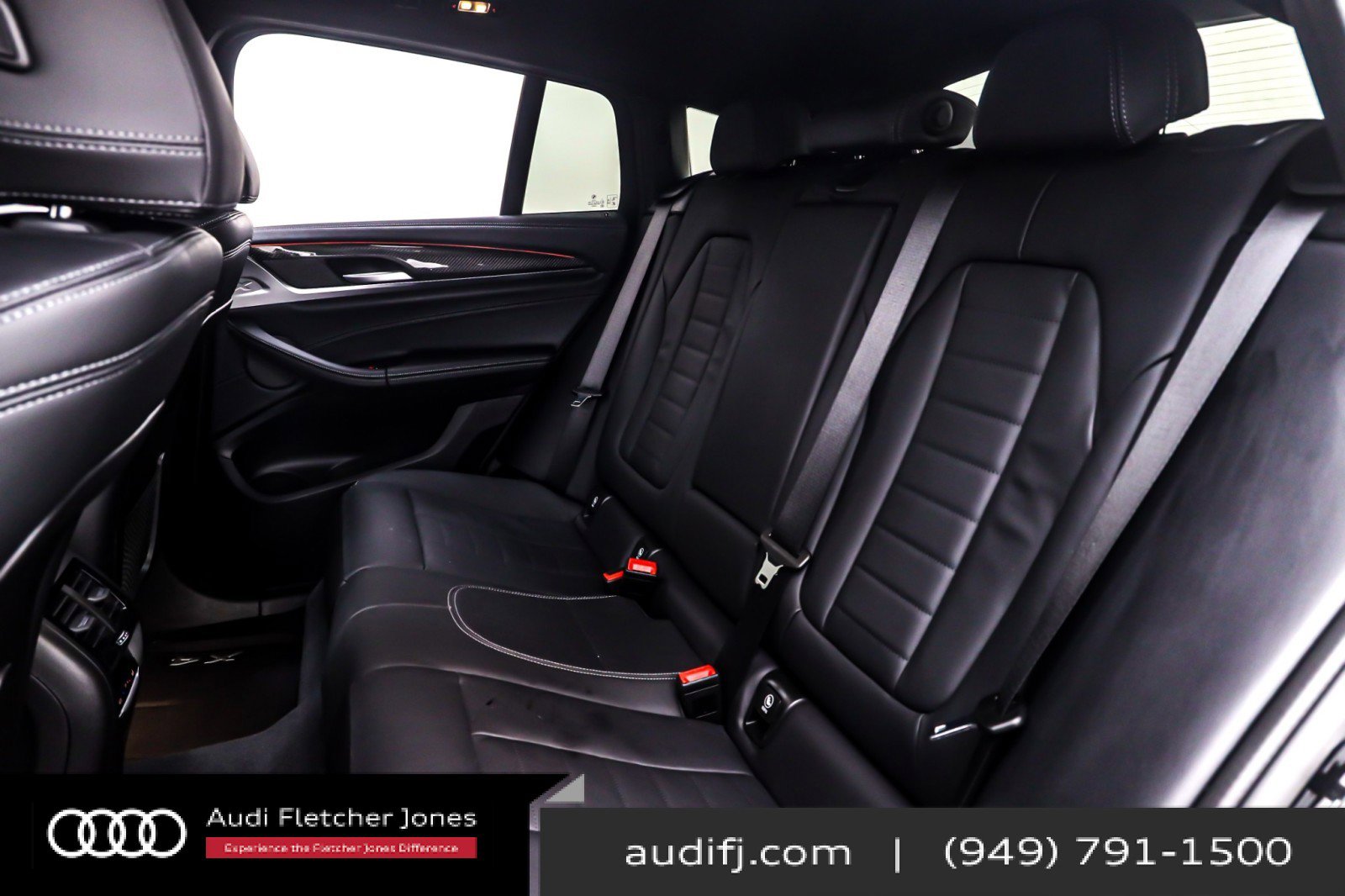 Used 2023 BMW X4 M40i image 9