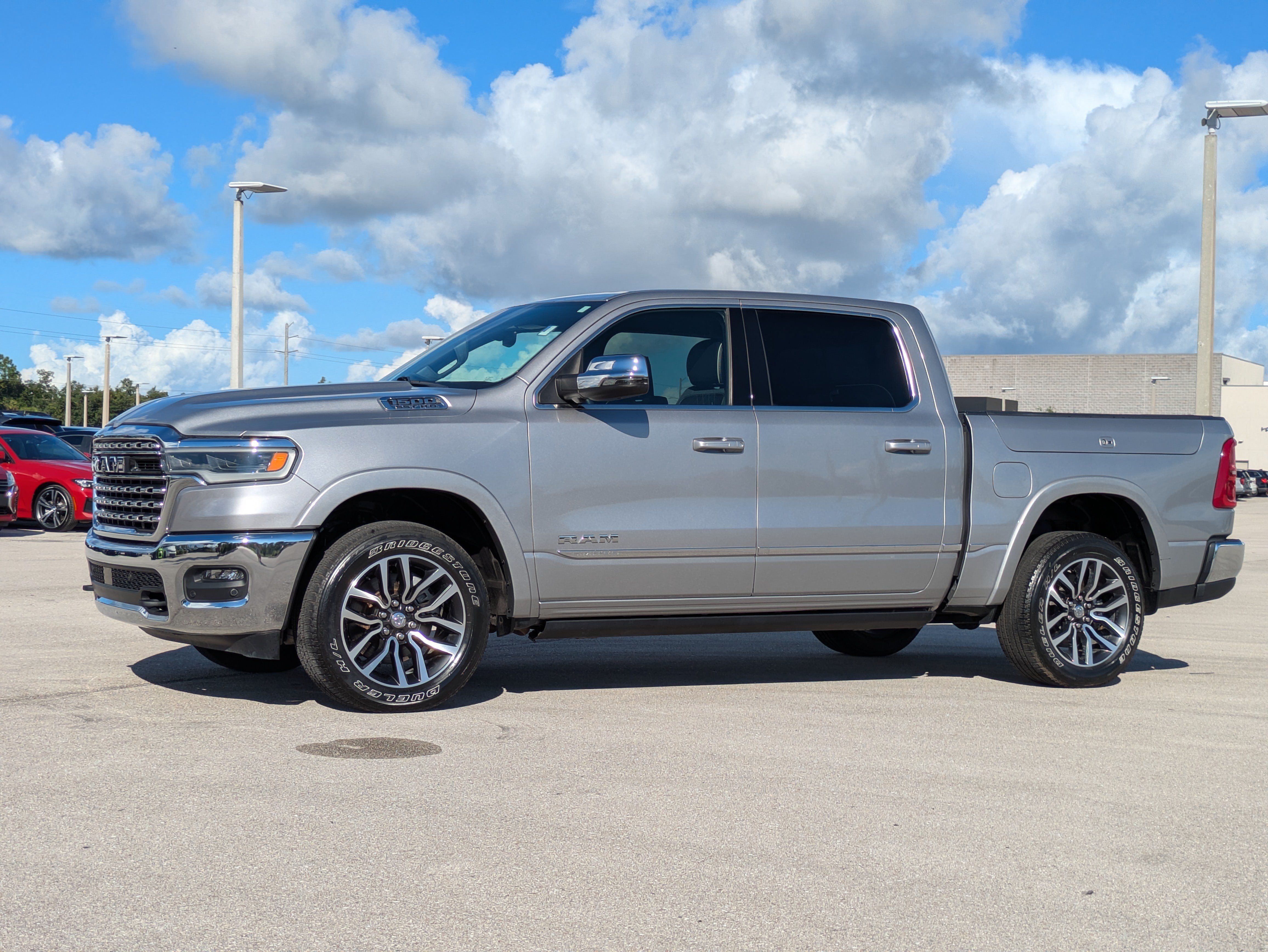 Used 2025 RAM 1500 Limited AWD/4WD image 8