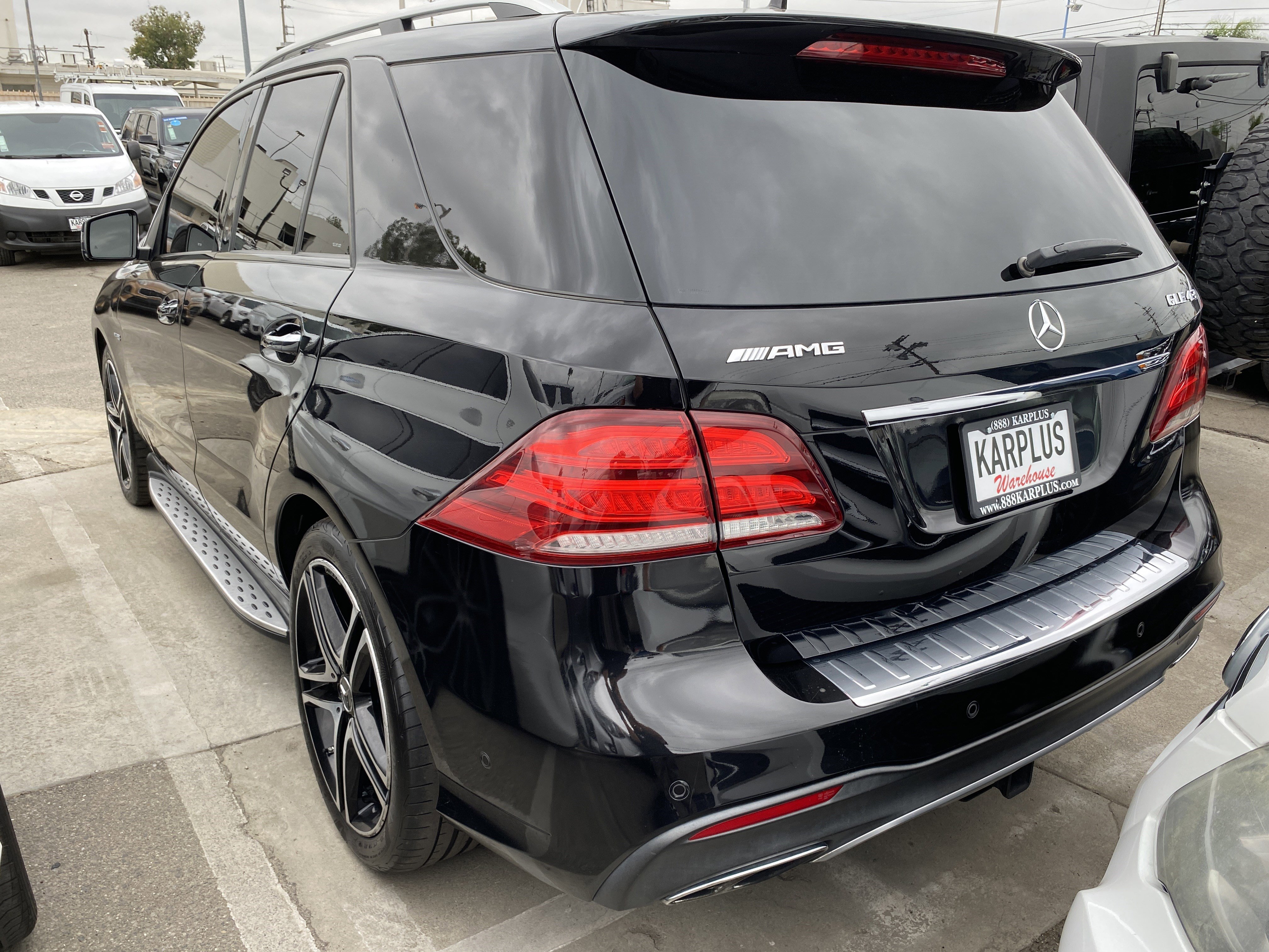Used 2018 Mercedes-Benz GLE 43 AMG 4MATIC w/ Premium 2 Package image 10