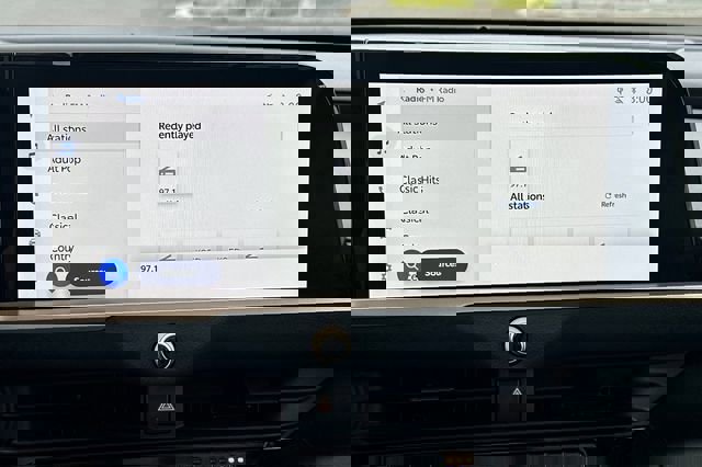 Certified 2024 Toyota Crown Limited image 22