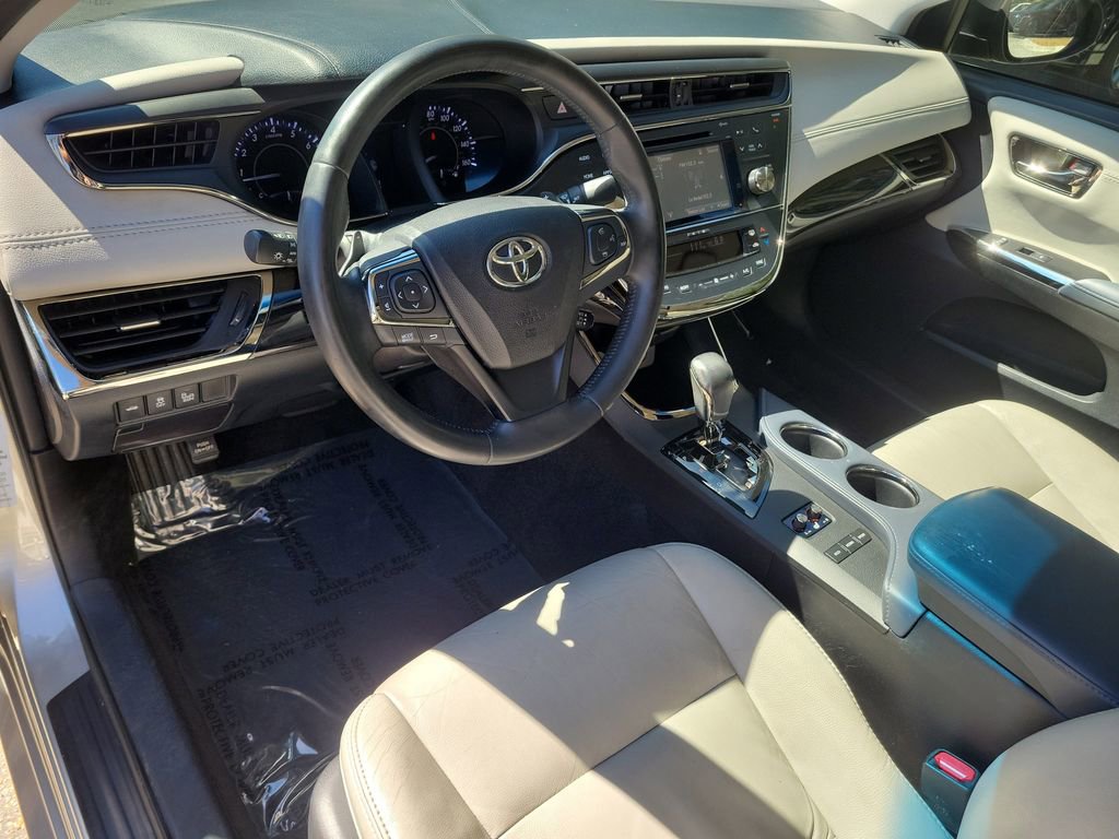 Used 2015 Toyota Avalon XLE Touring image 13