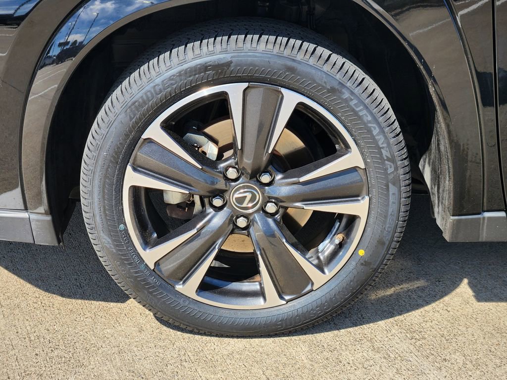 Used 2024 Lexus UX 250h AWD w/ Premium Package image 10