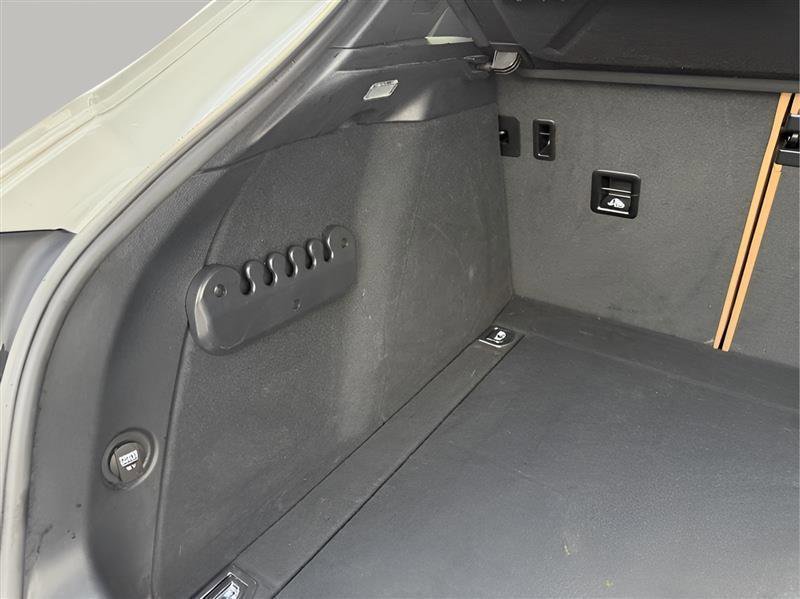 Used 2017 Porsche Macan S image 17