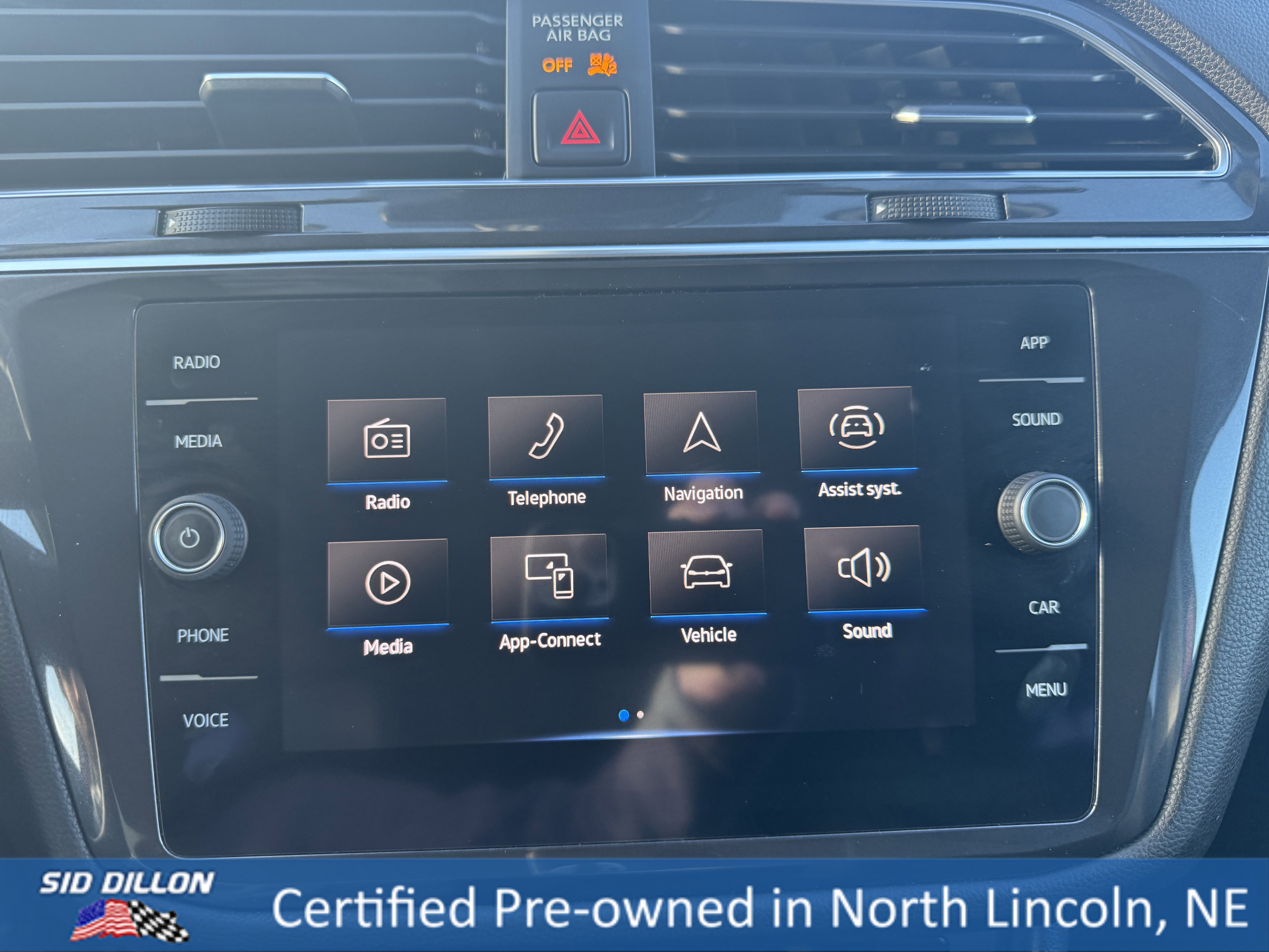 Used 2022 Volkswagen Tiguan SE image 14