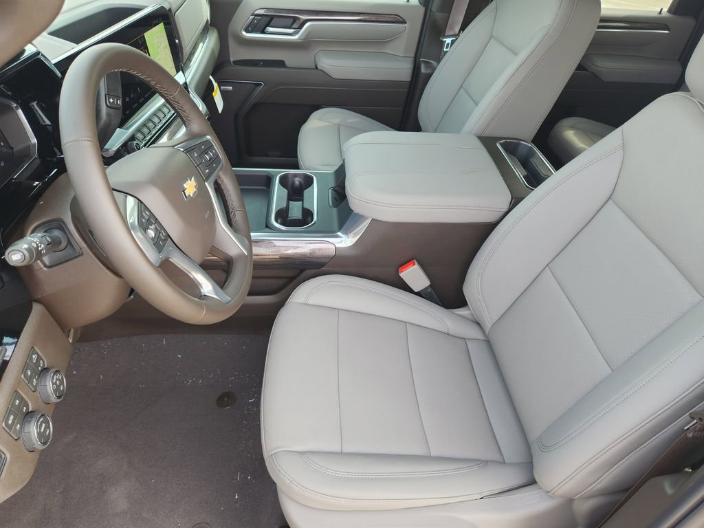 New 2026 Chevrolet Silverado 2500 LTZ w/ LTZ Premium Package image 10