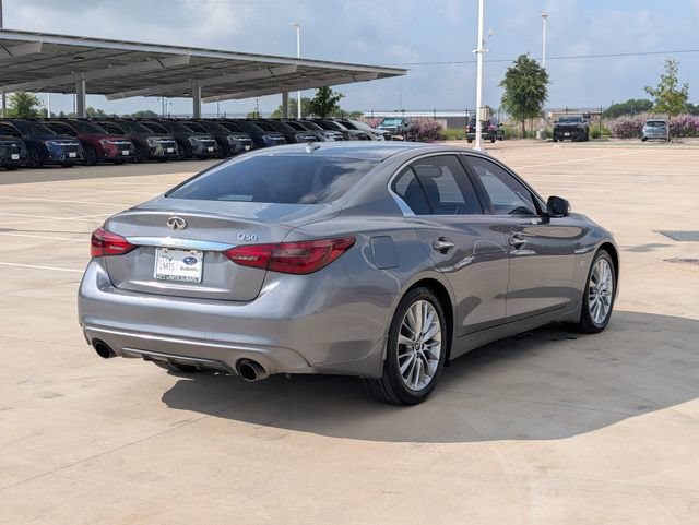 Used 2020 INFINITI Q50 Luxe w/ Cargo Package RWD image 5