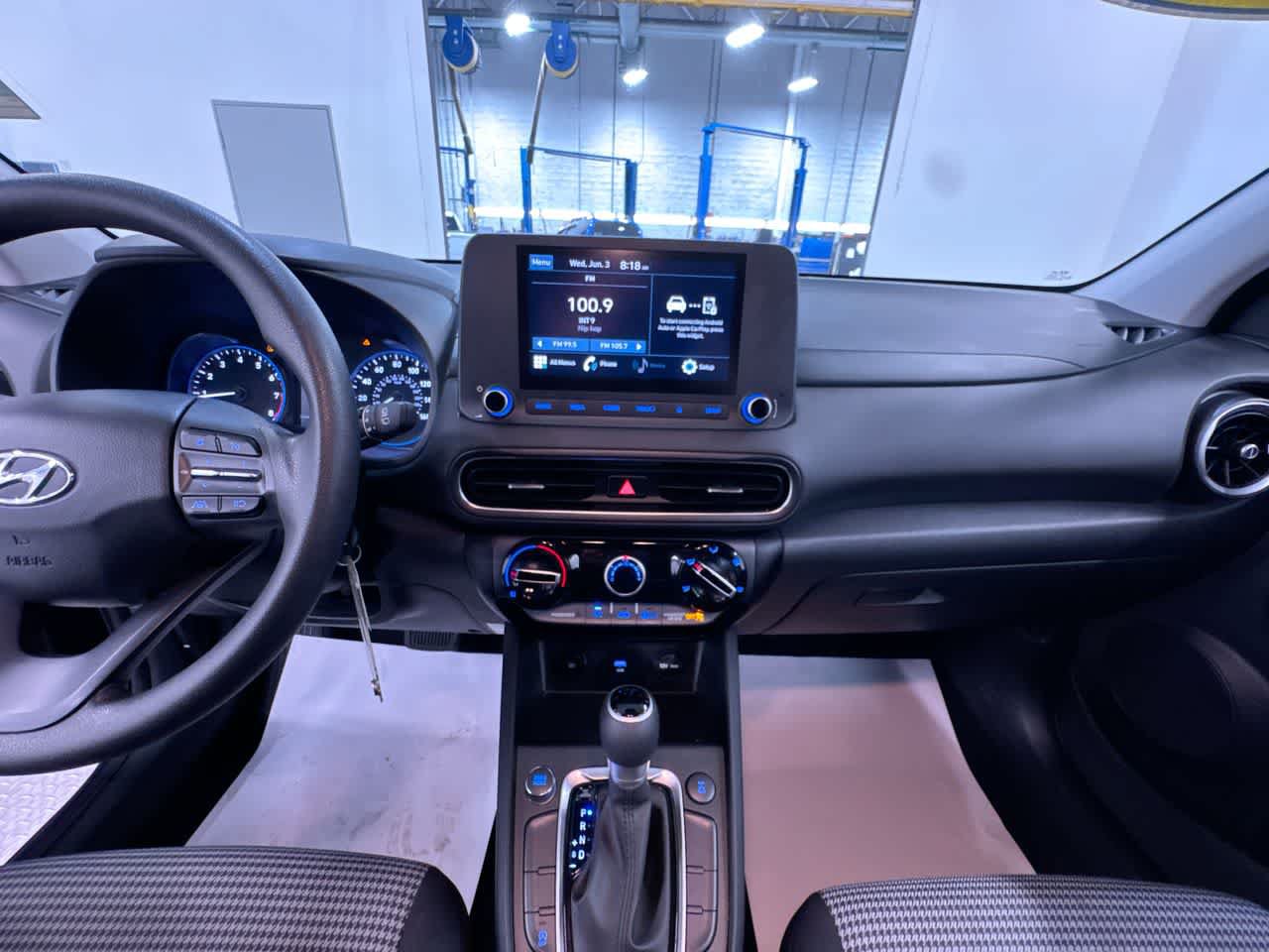 Used 2023 Hyundai Kona SE AWD/4WD image 23