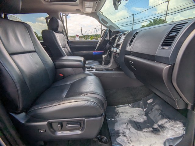 Used 2018 Toyota Sequoia TRD Sport AWD/4WD image 23