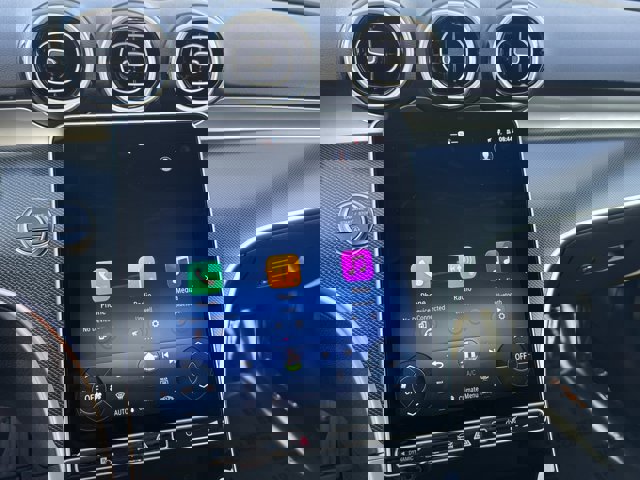 Used 2025 Mercedes-Benz C 300 4MATIC Sedan image 21