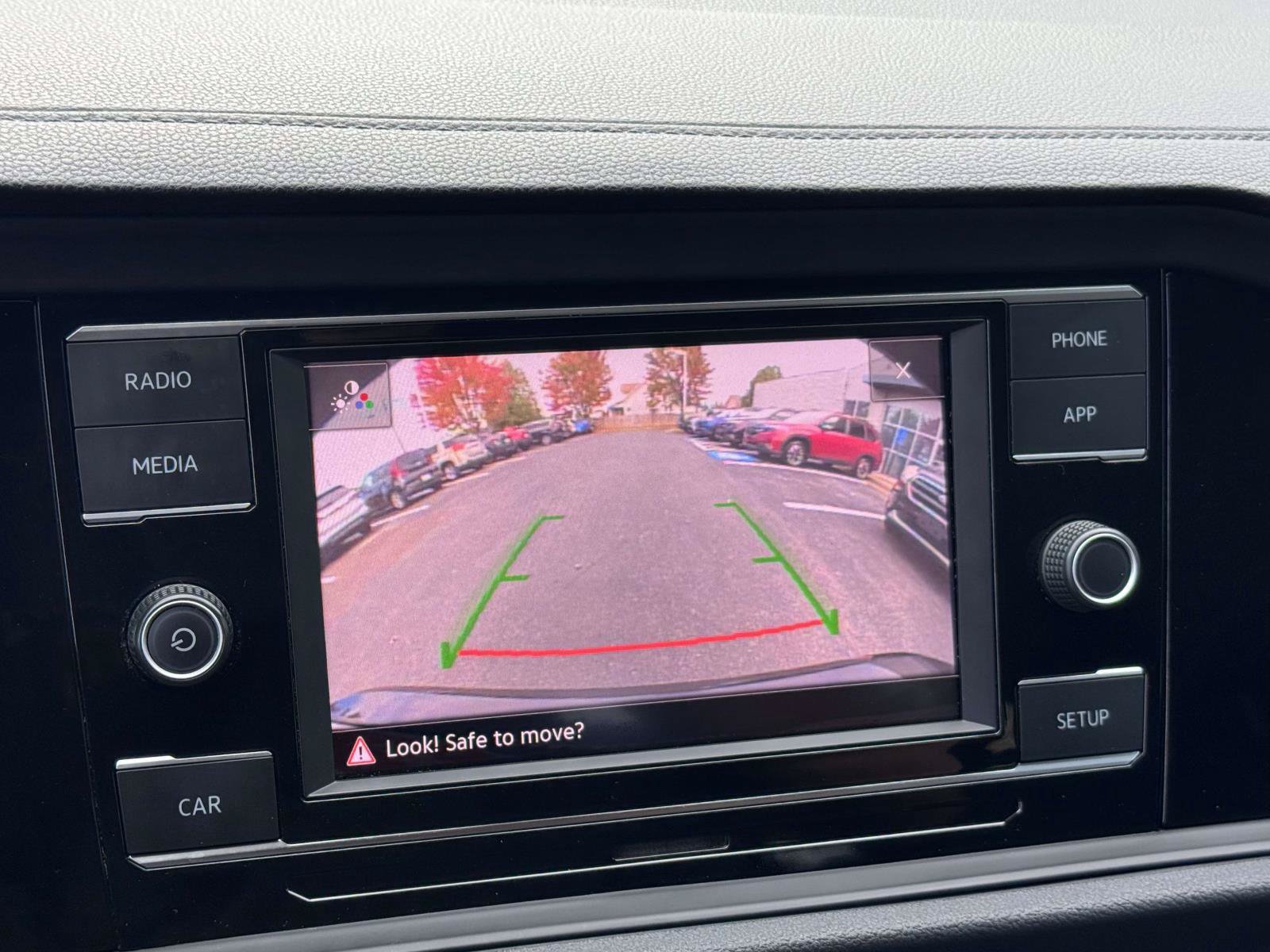 Used 2019 Volkswagen Jetta GLI FWD image 18