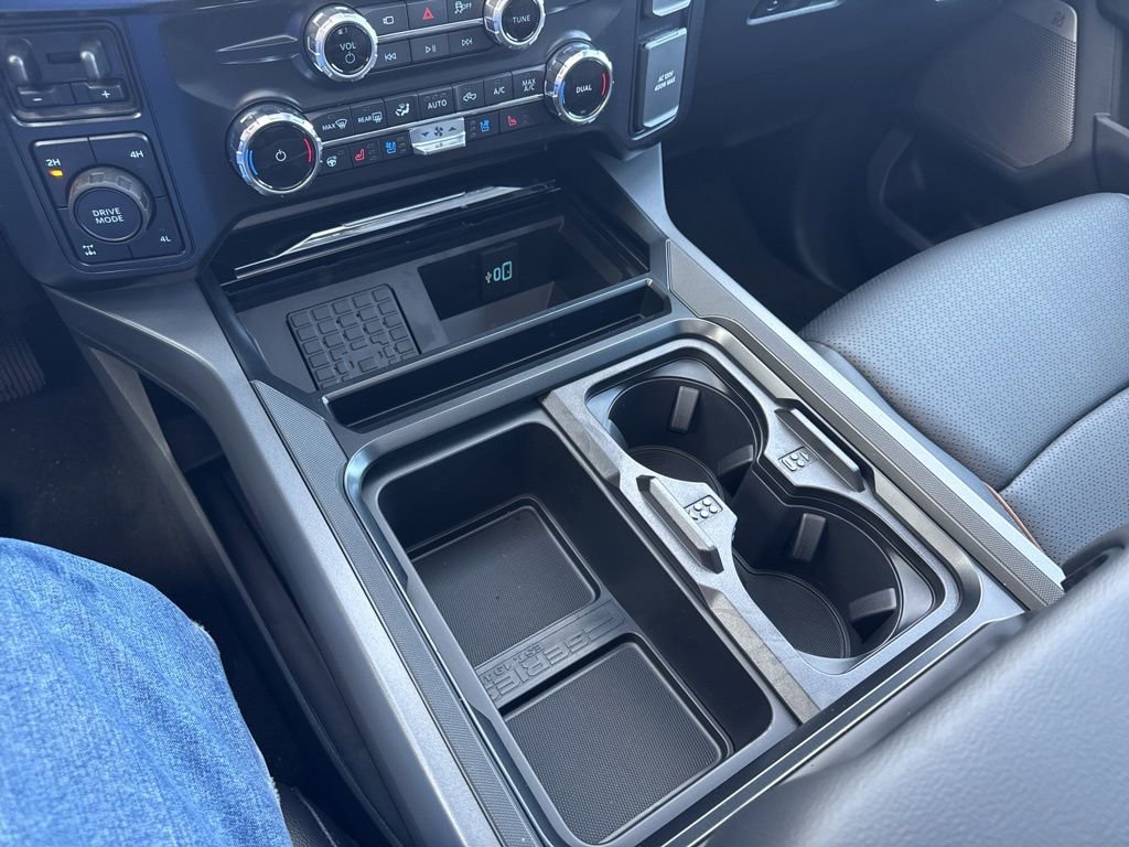 New 2026 Ford F350 Lariat w/ Lariat Premium Package image 23