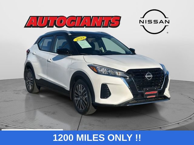Used 2023 Nissan Kicks SV video 1
