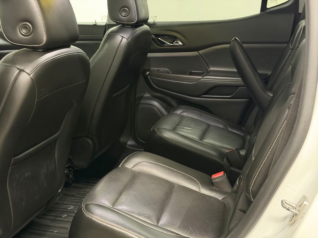 Certified 2019 GMC Acadia SLT image 25