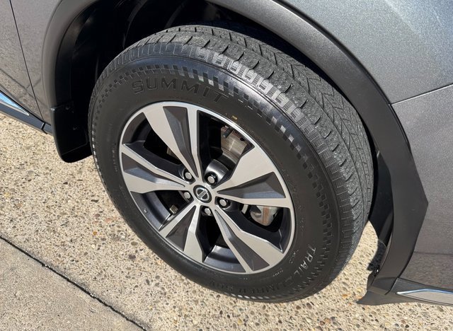 Used 2019 Nissan Murano SV image 25