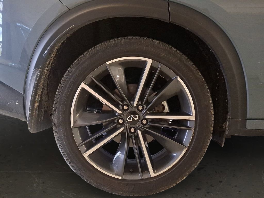Certified 2025 INFINITI QX50 Sport image 9