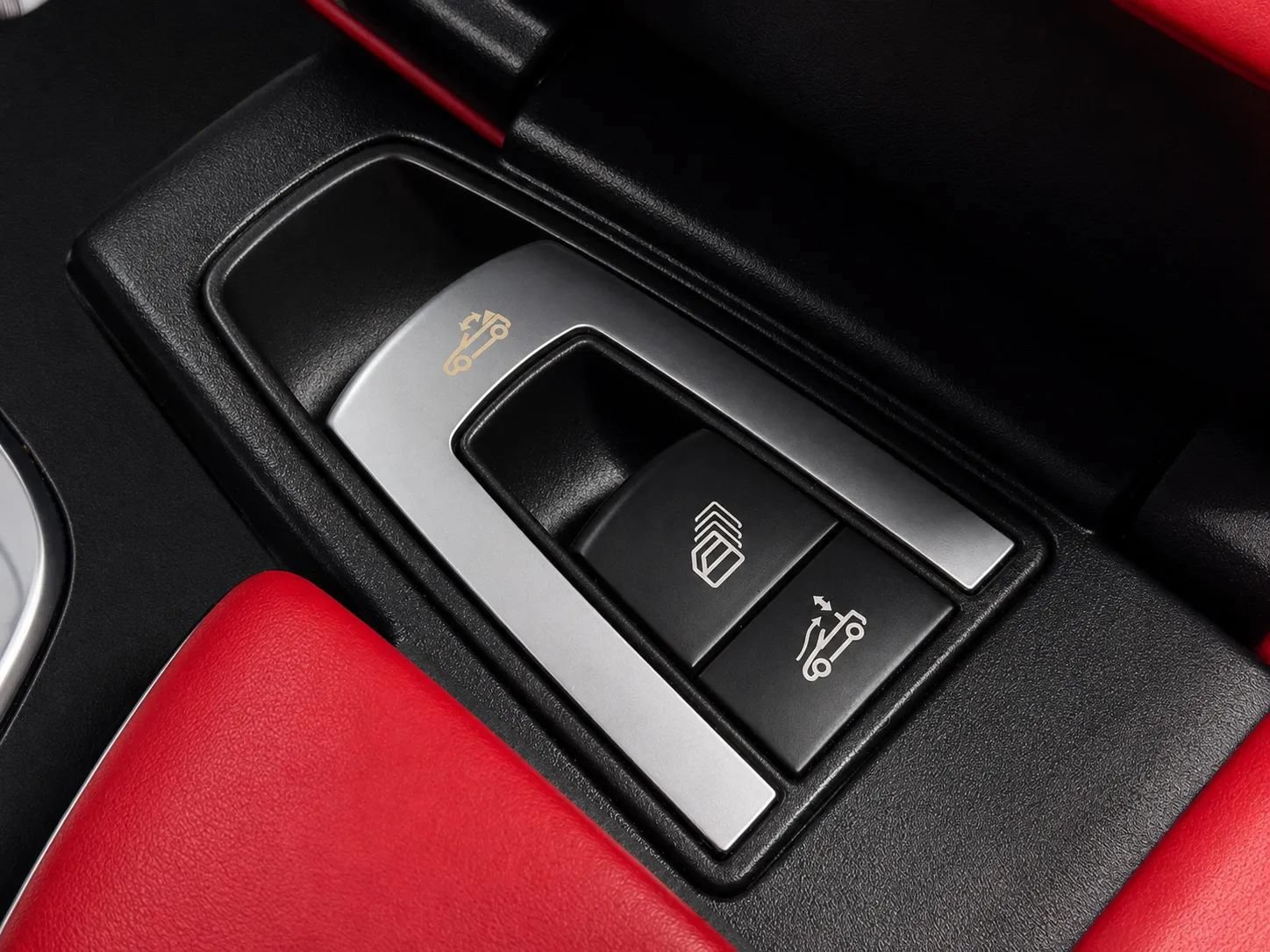 Used 2013 Mercedes-Benz SL 63 AMG w/ AMG Performance Pkg image 47