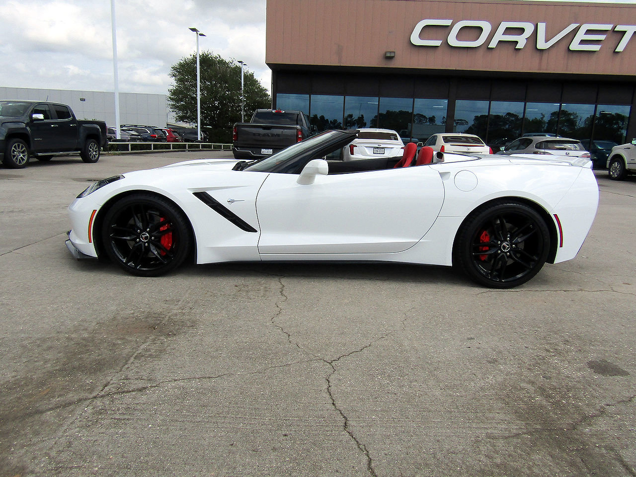 Used 2015 Chevrolet Corvette Stingray Convertible w/ 3LT Preferred Equipment Group RWD image 8