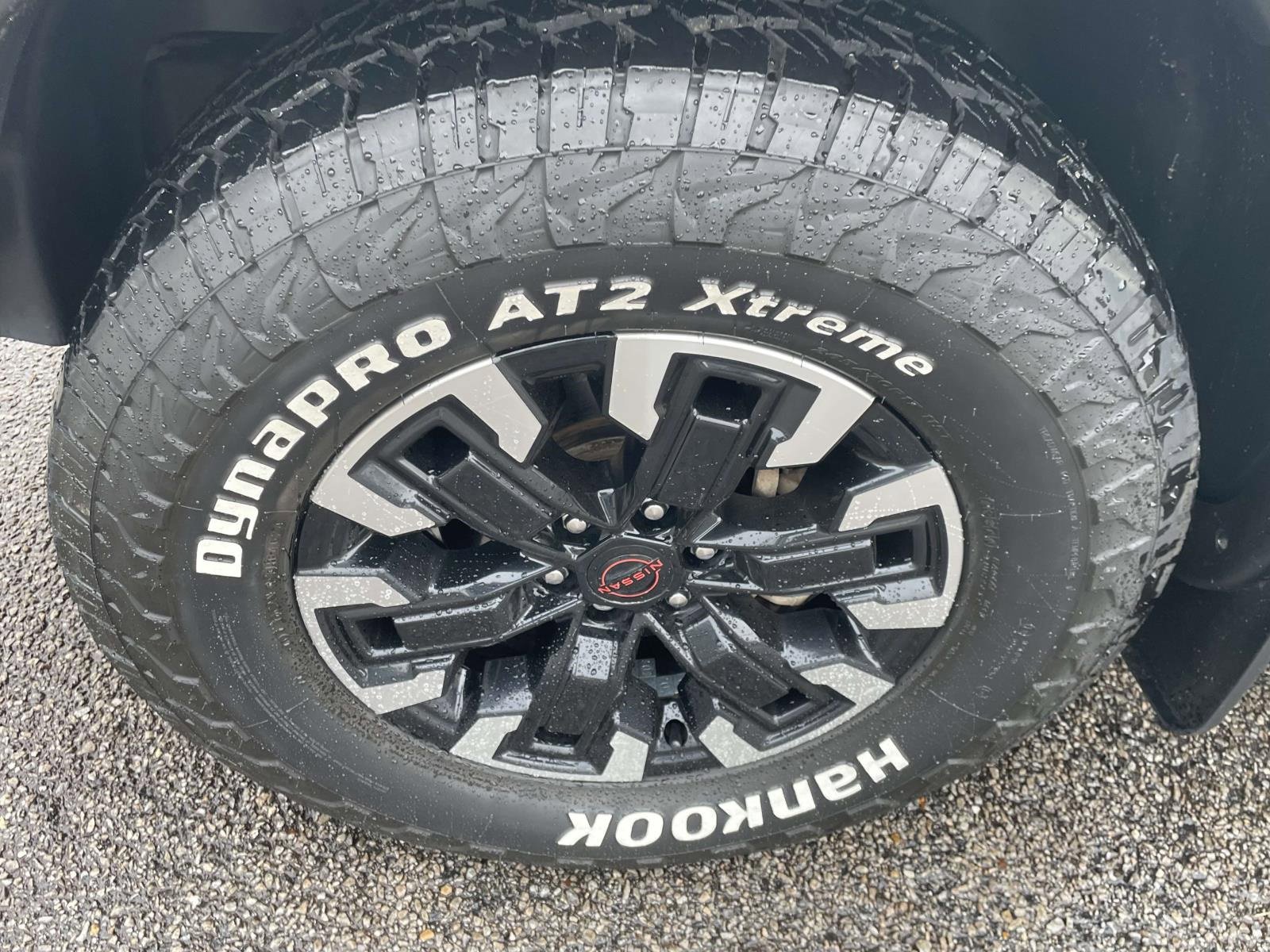 Used 2022 Nissan Frontier PRO-4X image 10