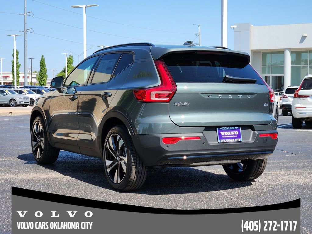 New 2026 Volvo XC40 B4 Plus w/ Protection Package Premier image 4