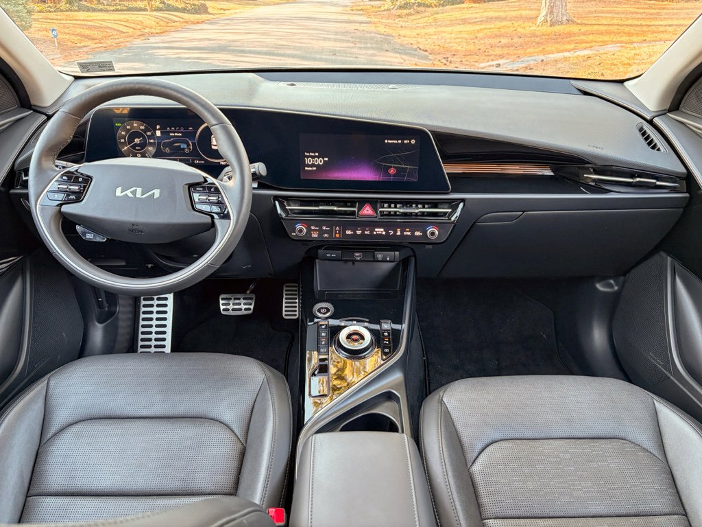 Used 2024 Kia Niro Wave w/ Wave Preserve Package image 18