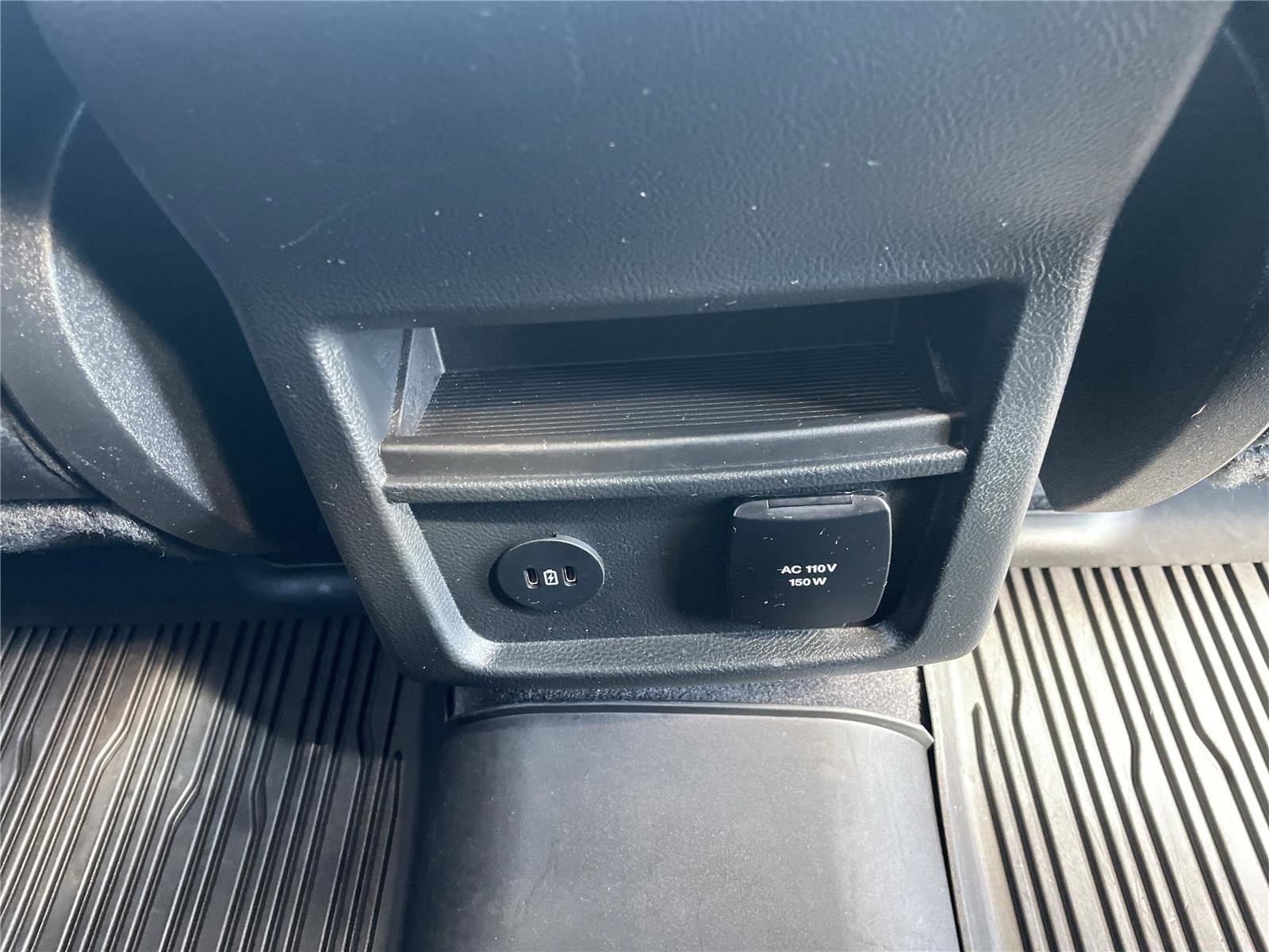 Used 2024 Ford Edge SEL w/ Convenience Package AWD/4WD image 32