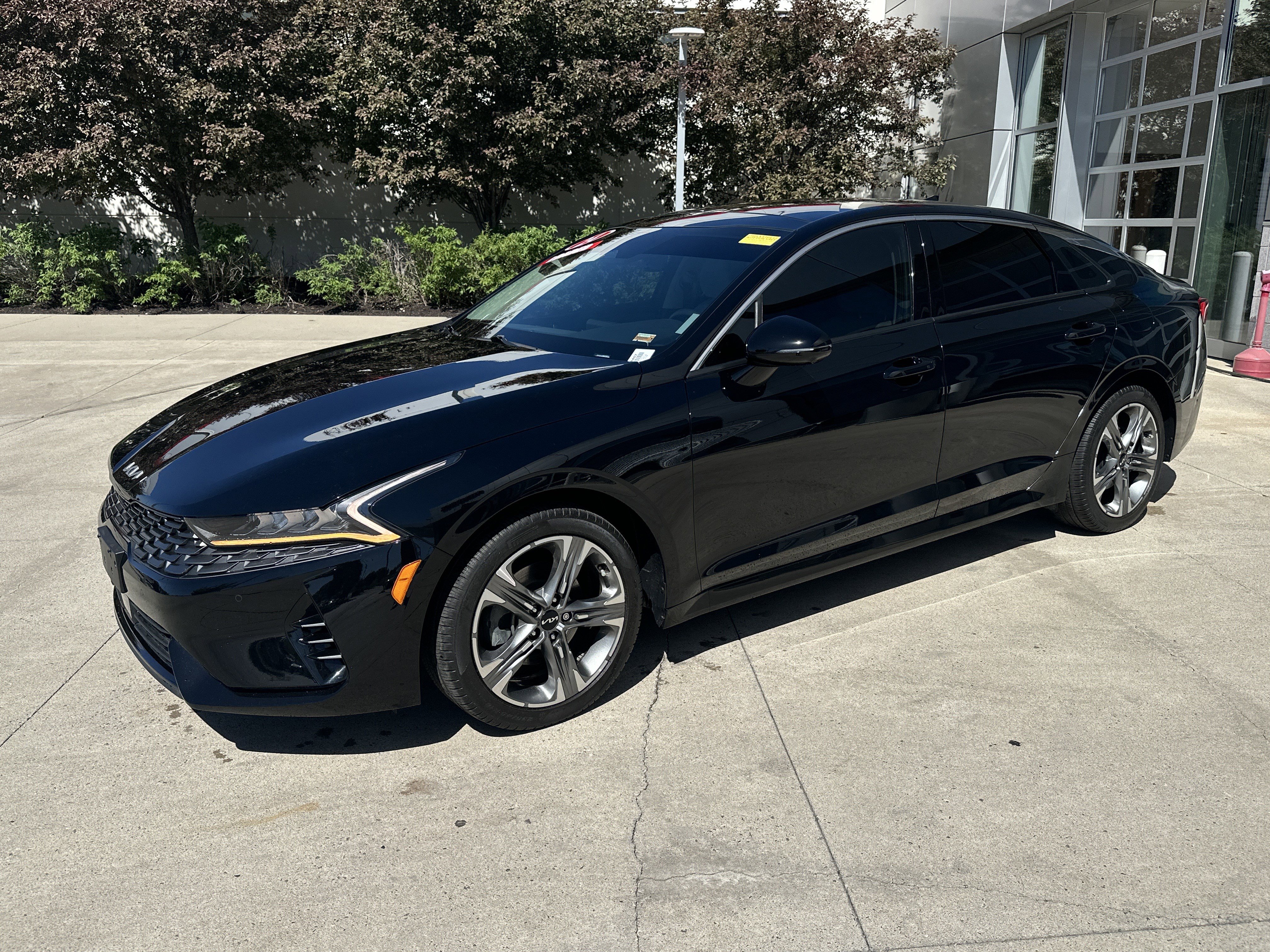 Used 2024 Kia K5 EX w/ EX Premium Package FWD image 3