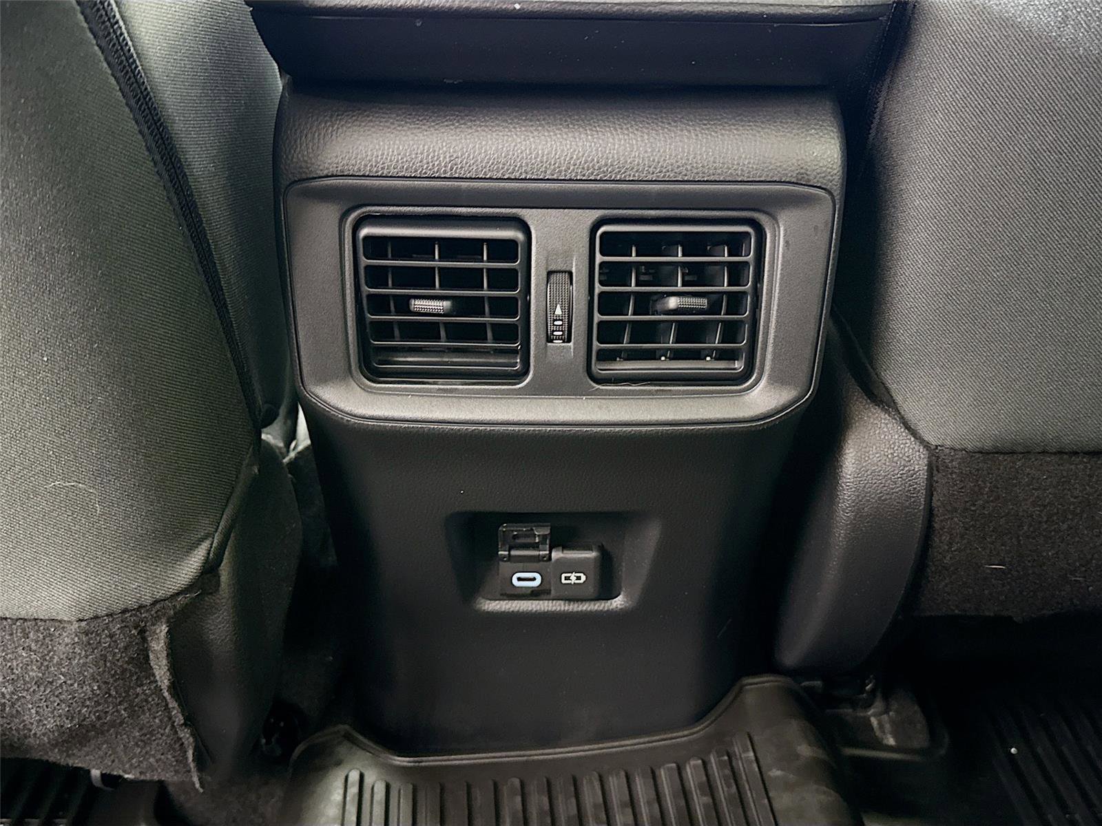 Used 2023 Toyota RAV4 XLE w/ Convenience Package image 25