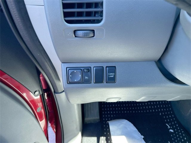 Used 2020 Nissan Frontier SV image 12