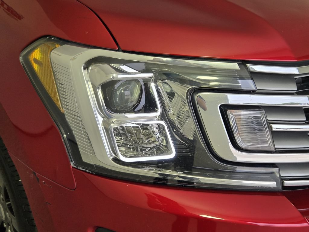 Used 2020 Ford Expedition Max Limited w/ Equipment Group 301A RWD image 9