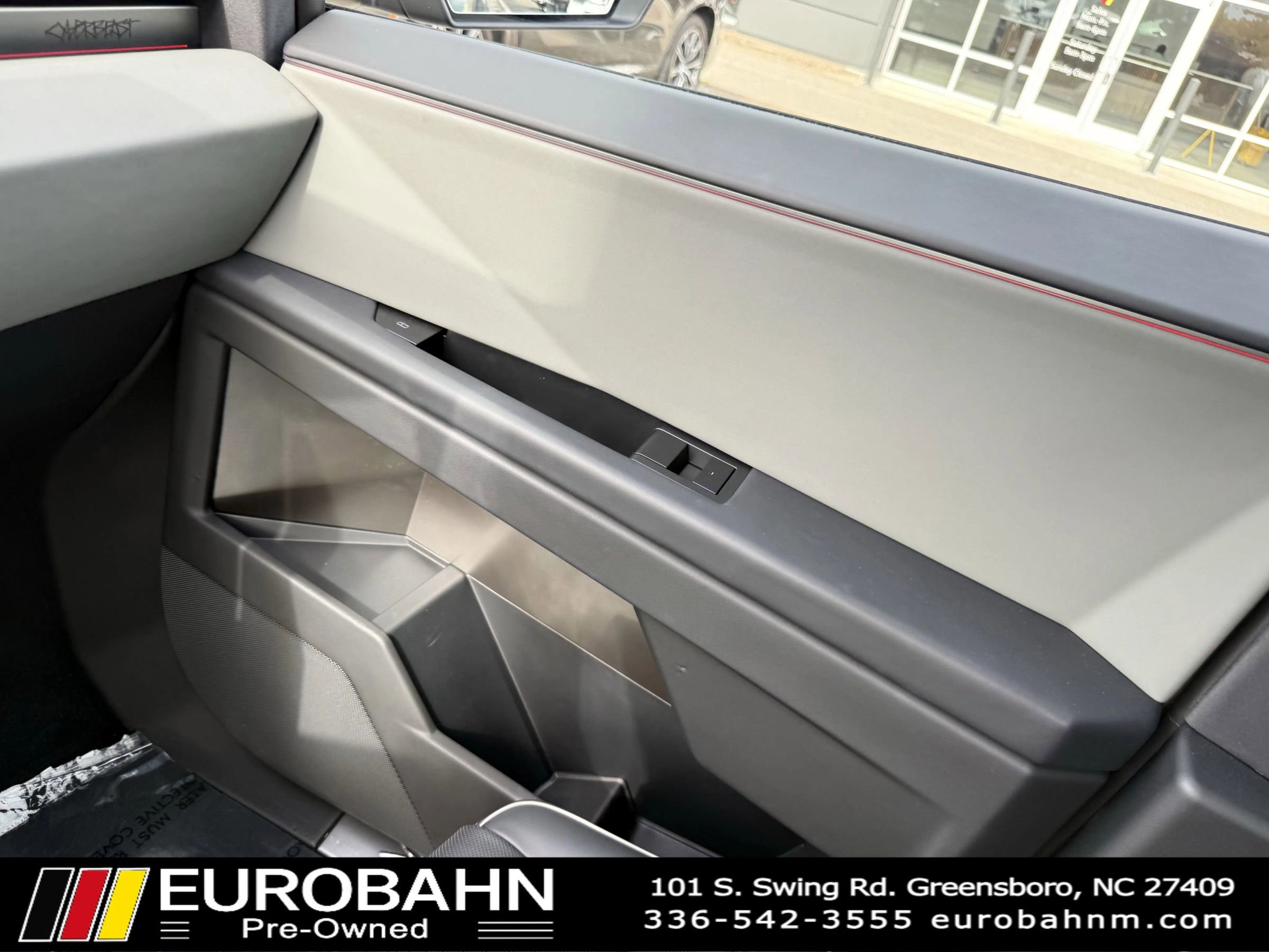 Used 2024 Tesla Cybertruck Cyberbeast AWD/4WD image 36
