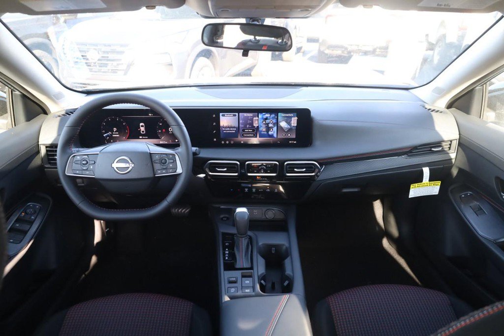 New 2026 Nissan Sentra SR w/ Floor Mat Package image 7