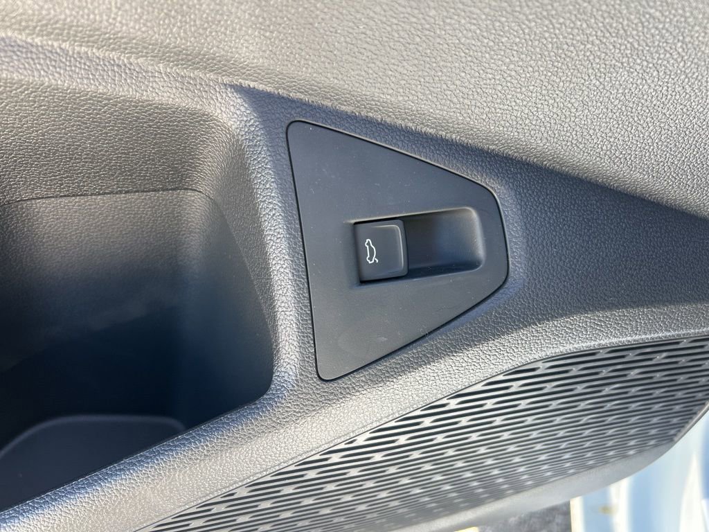 New 2025 Volkswagen Jetta Sport image 13