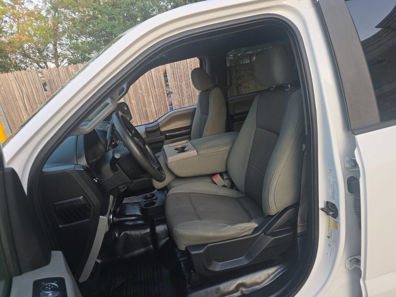 Used 2016 Ford F150 XL w/ Equipment Group 101A Mid image 12