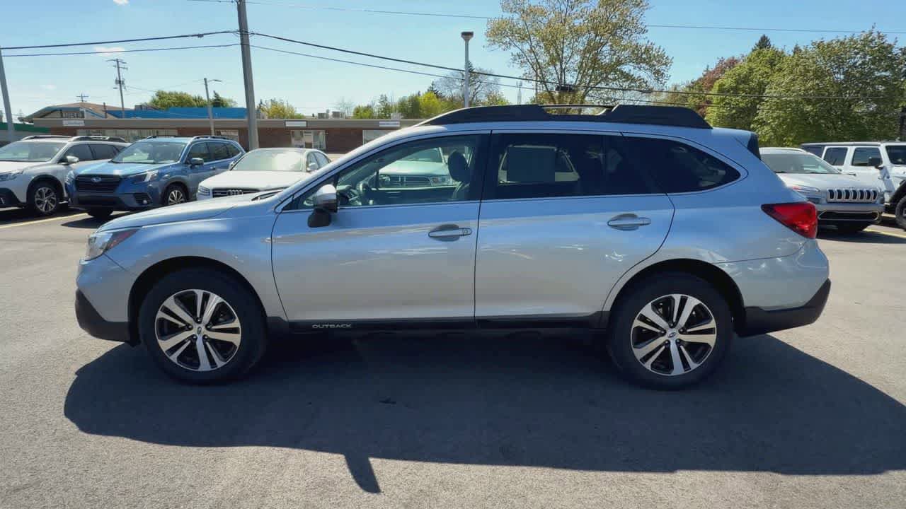 Used 2019 Subaru Outback 2.5i Limited AWD/4WD image 5
